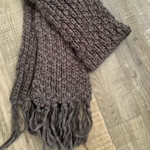 Scarf. So soft !